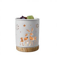 Brûleur d'arômes en céramique Bonhomme de neige, chauffe-bougie décoratif en porcelaine avec base en bois, diffuseur d'huiles essentielles, cadeau de Noël