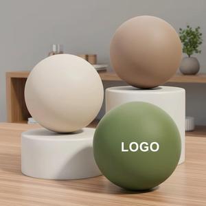 Palla Yoga Mini in PVC 20cm Spessa Marrone, Palla Yoga Mini Beige Personalizzabile per Fitness e <span class=keywords><strong>Pilates</strong></span>, Accessorio <span class=keywords><strong>Pilates</strong></span> Opaco 25cm con Logo Personalizzato - Product Image 1