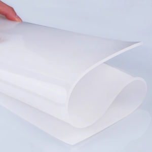 تتوفر حصيرة سيليكون شفافة مع سطح ناعم مانع للانزلاق مقاوم للحرارة خدمة قطع - Product Image 4