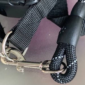 Arnés de lujo para perros y gatos, conjunto de correa con logotipo personalizado, arnés de lujo para mascotas sin manos del fabricante