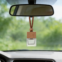 Bouteille de diffuseur de parfum pour voiture en verre de 8 ml et 10 ml avec bouchon à vis, logo personnalisé, couleur personnalisée, couvercle en bois