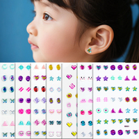 Autocollants 3D gonflés personnalisés en forme de fraise et abeille pour enfants, à coller sur les oreilles ou les ongles, sans perçage, sûrs pour les fêtes d'enfants