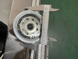 Filtro de Óleo Lubrificante de Alta Qualidade LF678 DBC4785 P550020 BT259 LF678 AR58956 W936/4 para Peças de Caminhão John Deere - Product Image 4