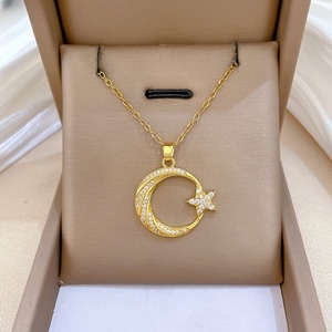 Collar con Colgante <span class=keywords><strong>de</strong></span> Estrella y Luna con Circonitas Incrustadas, Brillante y Elegante, para Mujer, Cadena <span class=keywords><strong>de</strong></span> Eslabones Chapada en Oro <span class=keywords><strong>de</strong></span> 18K, Joyería <span class=keywords><strong>de</strong></span> Lujo para Bodas - Product Image 3