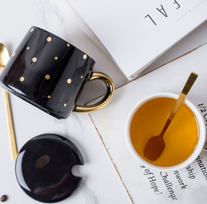 Mug à café en céramique de luxe en gros avec poignée dorée |   Motif et logo personnalisables |   Idéal pour les cadeaux et les achats en gros pour les cafés - Product Image 2