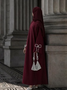 Vêtements islamiques élégants pour femmes en tissu Nida, robe musulmane modeste avec abaya fermée à perles pour les grandes tailles, style Dubaï - Product Image 2