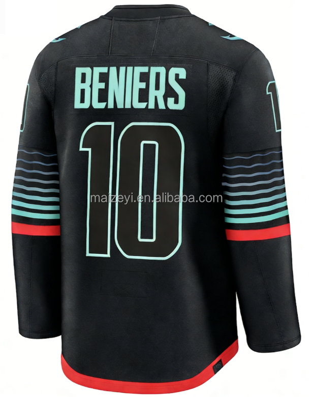#10 Matty Beniers Negro