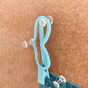 Frame Creator Piquette transparente en T 7mm x 23mm en plastique et métal pour fournitures de bureau, dessin, croquis et photos - Product Image 2