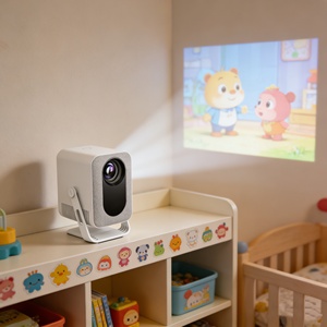 โปรเจคเตอร์พกพา LCD 4K 720P สมาร์ทมินิโปรเจคเตอร์ในร่ม พร้อม WiFi สำหรับ Android 14 ความสว่าง 200 ANSI ลูเมนส์ ลำโพงในตัว รุ่น C600 Pro - Product Image 5