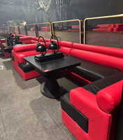 Projet de mobilier sur mesure pour boîte de nuit commerciale : sièges modulaires durables pour bar musical et discothèque