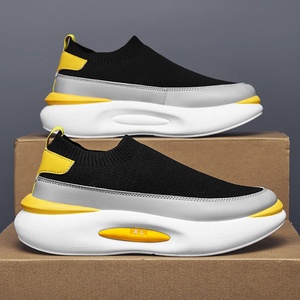 Zapatillas de verano nuevas para hombre con punta redonda, transpirables, sin cordones, de suela gruesa, estilo coreano, tipo calcetín, a la moda - Product Image 4