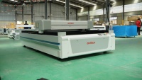 Machine de découpe et de gravure laser CO2 1325 100W 130W, grave différents matériaux : acrylique/plastique/verre/bois