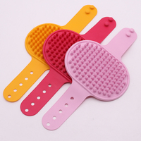 Brosse de massage apaisante et nettoyante pour animaux de compagnie (chats et chiens) avec poignée réglable en caoutchouc, pour le bain et le shampoing, prix d'usine