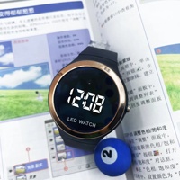 Nouvelle montre numérique LED lumineuse électronique en plastique pour les sports de plein air, mode, adolescents, étudiants, enfants, unisexe