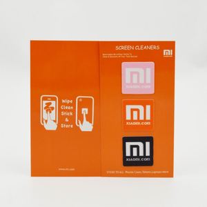 Lingette Nettoyante pour Écran de Smartphone avec Dos Adhésif et Porte-Carte de Visite - Écologique, Impression Couleur, Taille Personnalisable - Product Image 4