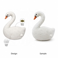 Jouet interactif en peluche cygne réaliste en tissu de coton avec herbe à chat et papier froissé pour chat, idéal pour soulager le stress de votre chaton