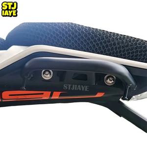 390 डके 250 डके 250 डके 390 डके रियर में डके पीछे और पिलर यात्री रेल हैंडल मोटरसाइकिल एक्सेसरीज भाग - Product Image 6