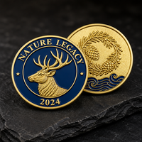Pièce de défi personnalisée de haute qualité, fabricant OEM, relief 3D, plaqué or, émail bleu profond, double face, motif faune