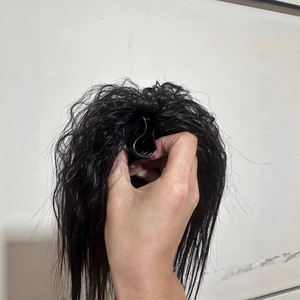 Peluca de estilo latinoamericano con cola de caballo media y clip, peluca voluminosa con trenzas de cornrow y corona alta para mujer - Product Image 1