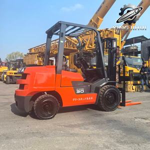 Chariot élévateur TOYOTA FDZN30 3 tonnes d'occasion, moteur 1DZ-2, machine d'occasion, alimenté au carburant, 3000 kg, provenance Japon. - Product Image 3