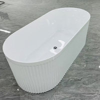 Baignoire autoportante en acrylique au design épuré, baignoire en surface solide avec drain, baignoire profonde pour trempage.