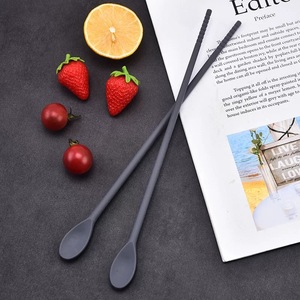 Bacchette e Cucchiaio Personalizzabili con Logo, Ecologici, in Melamina Grigia e Acciaio Inossidabile con <span class=keywords><strong>Silicone</strong></span>, per Cucina Giapponese e Coreana - Product Image 4