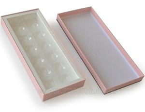 Customized Handmade Luxury Food-contact Rigid Kraft Paper Box with Eco Plastic Tray for Chocolate Macaron and Sushi Packing