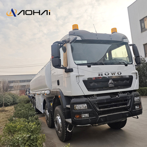 Camion-citerne à carburant diesel HOWO TX 8X4 25000L neuf avec moteur Weichai 351-450HP, transmission automatique - Product Image 3