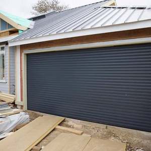 باب دوار أوتوماتيكي أو يدوي مخصص من الألومنيوم للمرآب - Product Image 3