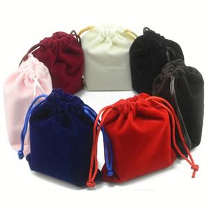 Grand stock de sacs cadeaux en velours avec cordon de serrage pour bijoux, bonbons de mariage et boîtes de rangement - Product Image 1