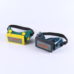 Gafas de soldadura automáticas de voltaje variable, protección contra arco eléctrico, marco de PVC/ABS resistente a impactos para soldadores - Product Image 3