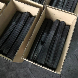 Charbon de bois en briquettes de sciure de bois écologique du Vietnam, combustible pour barbecue, sans fumée, haute teneur en carbone, faible teneur en cendres, longue durée de combustion, fournisseur - Product Image 1