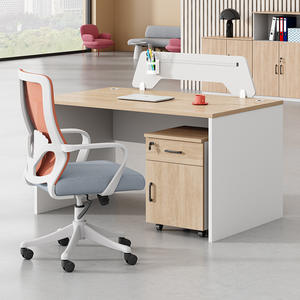 Ensemble bureau et chaise de bureau, bureau d'ordinateur simple pour employés avec chaise ergonomique pour usage professionnel - Product Image 1