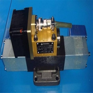 Amplificateur de vanne Schneider Kreuznach HVM 071-100-1111-3G 10A 24V à montage fileté - Product Image 5