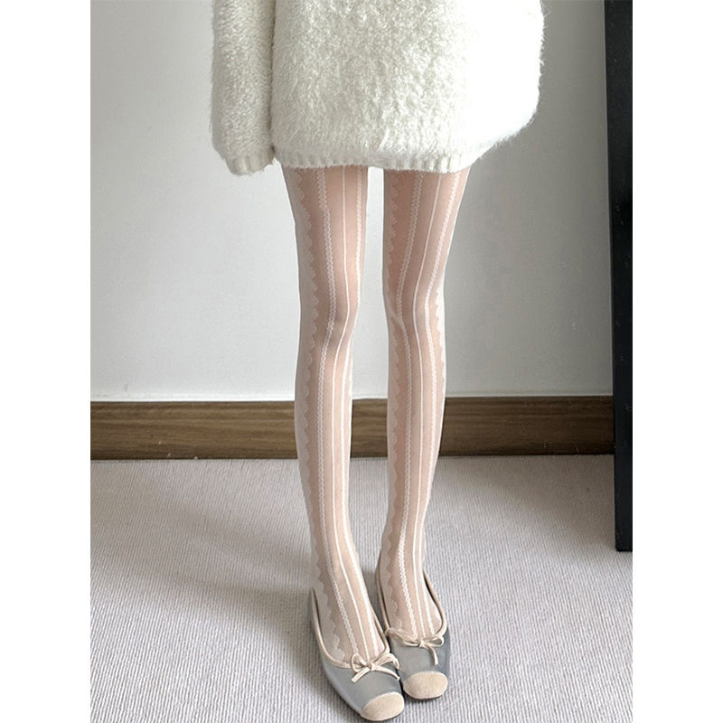 Milky white striped lace stockings
