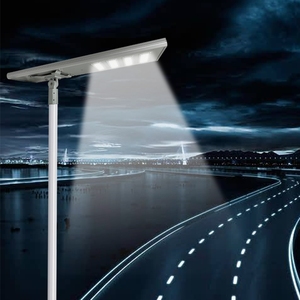 Aluminium à énergie solaire élevé Offre Spéciale de réverbère du lumen Ip65 60w 100w 200w 300w 500W a intégré le réverbère solaire mené extérieur - Product Image 5