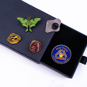 Venta directa de fábrica Recomendado Conjunto de regalo de negocios de alta calidad Regalo corporativo Recuerdo personalizado Insignia de metal personalizada - Product Image 5