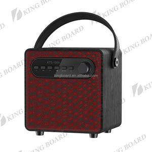 ไมโครโฟนคาราโอเกะไร้สายแบบพกพา BTS-1866 พร้อมลำโพงบลูทูธ วิทยุ FM ไม้ ด้ามจับแบบเข็มขัด ใช้ในบ้าน ร้องคาราโอเกะ ปาร์ตี้ ชาร์จไฟได้ - Product Image 4