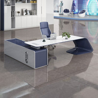 Bureau de direction moderne de luxe, table de PDG blanc brillant avec rangement, bureau de patron pour mobilier de bureau