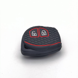 Housse de télécommande de voiture en silicone à 2 boutons pour Suzuki Swift Ignis Vitara Liana Ciaz Baleno Housse de porte-clés de voiture Shell Decor - Product Image 2