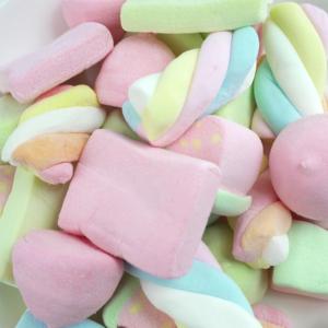 Vente en gros de mini guimauves colorées torsadées en forme de cœur, aromatisées aux fruits, <span class=keywords><strong>pour</strong></span> la décoration de pâtisserie, bonbons mous en vrac, guimauves OEM - Product Image 4