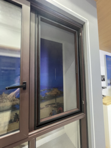 Cửa sổ trượt kính hai lớp với thiết kế theo phong cách hiện đại - Product Image 4