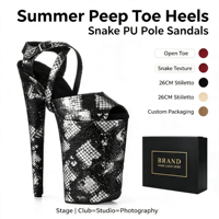 Chaussures de pole dance sexy en PU texture serpent, talon de 20 cm, bout ouvert, lanières extra longues, semelle épaisse, logo personnalisé, vente en gros