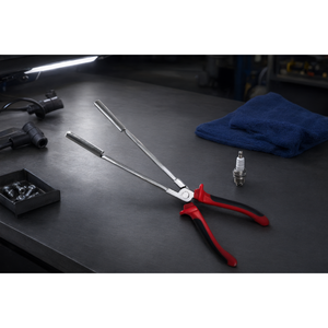 Alicates para bujías, herramienta de extracción de bobinas de encendido, diseño de manguito de acero de alto carbono, reparación automotriz - Product Image 2