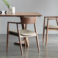 Chaise de salle à manger moderne en bois de frêne massif, fauteuil de luxe avec coussin en cuir, chaise enveloppante minimaliste à dossier bas, mobilier pour restaurant et hôtel