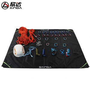 Lona Impermeable Xinda 420D Negra para Escalada, Montañismo y Uso en Exteriores - Product Image 3