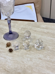 Esfera de Cuarzo Transparente Natural de 35 mm, Bola de Cristal Pequeña, Piedra de Bolsillo para Sanación de Chakras, Meditación, Decoración de Escritorio, Regalo, 56 g - Product Image 6
