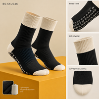 Chaussettes de football antidérapantes à profil mince, noires et ivoire, en Spandex et Nylon, avec semelle antidérapante, ajustement parfait pour les chaussures de football, talon et orteils renforcés