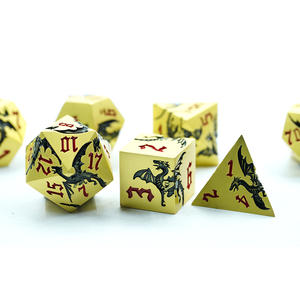 Juego de Dados de Metal Dorado con Logotipo Personalizado, 7 Piezas, Juego de Dados con Dragón Negro y Números Rojos para Juegos de Rol, Eventos Promocionales, Regalo Corporativo - Product Image 6