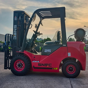 รถยก2.5T LPG | เชื้อเพลิงยืดหยุ่น | จัดส่งในเมืองและจัดสวน - Product Image 6